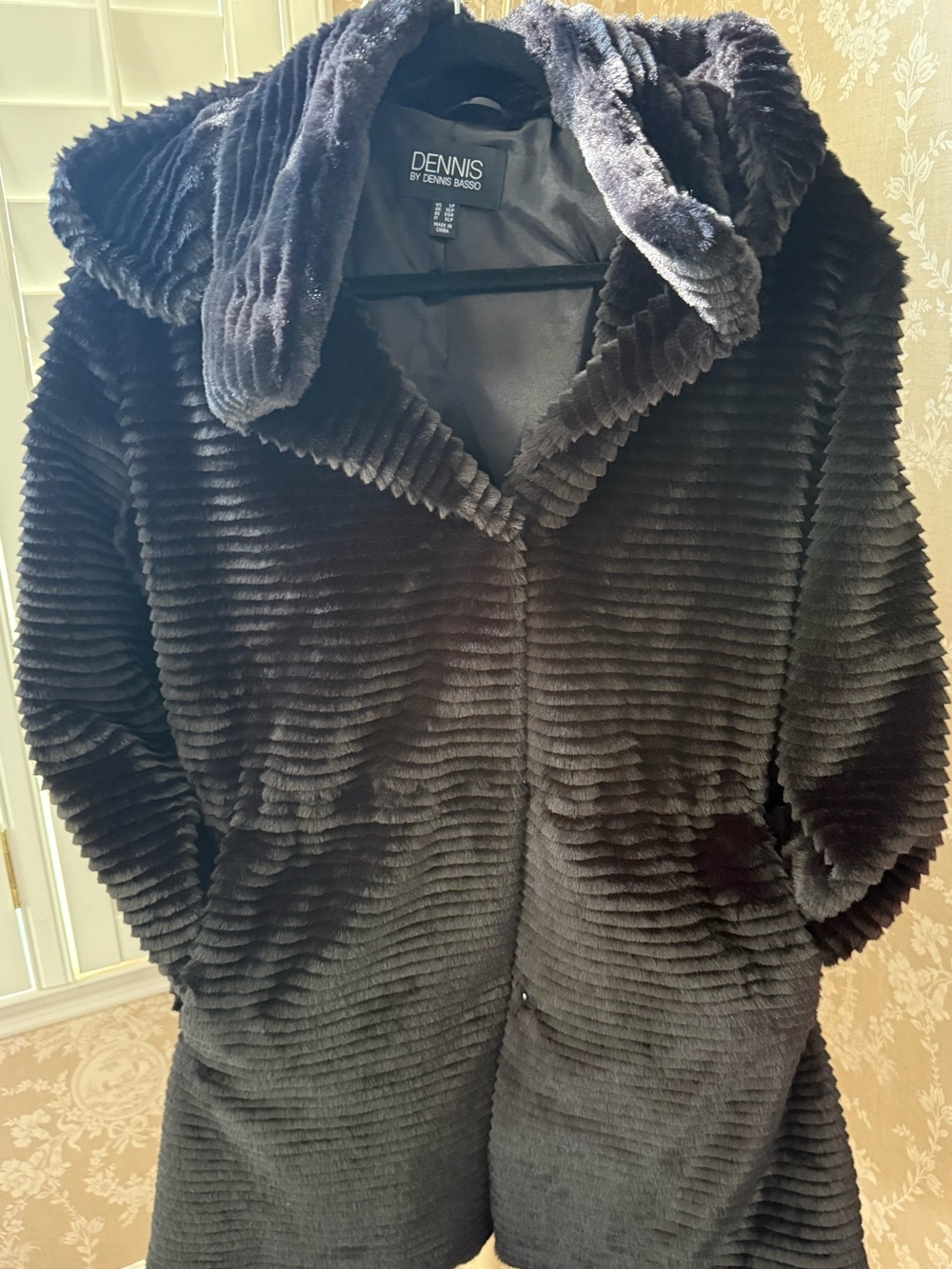 dennis basso Black Ribbed Faux-Fur Hooded Coat